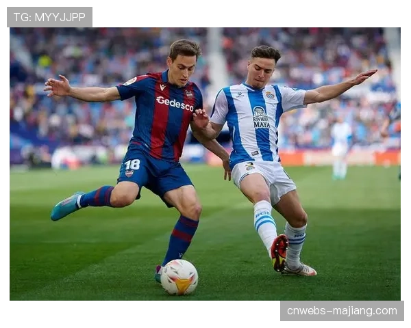 圣西罗响起嘘声！莱奥8射0正状态低迷，AC米兰欧冠席位告急